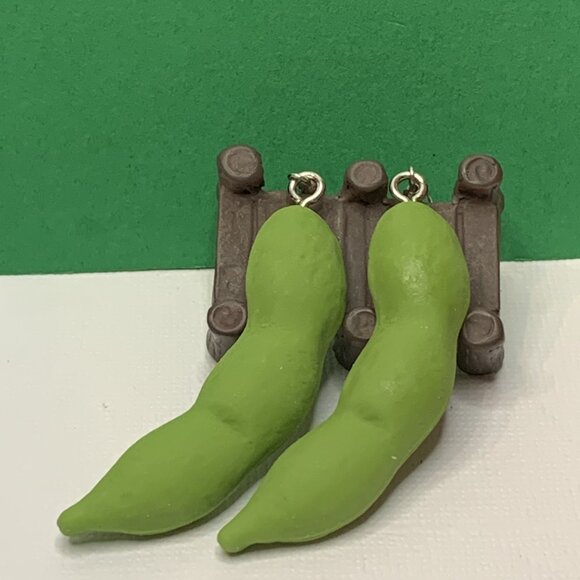 Green Bean Earring, Bean Earring, Vegetable Earring, Funny Food Earring, Food - Picture 3 of 7